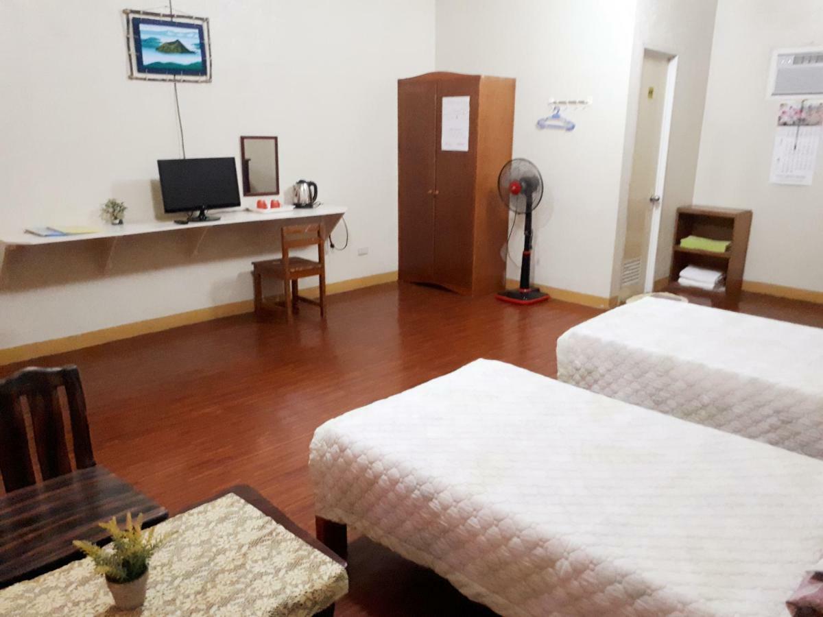 Minine Guesthouse Silang Luaran gambar