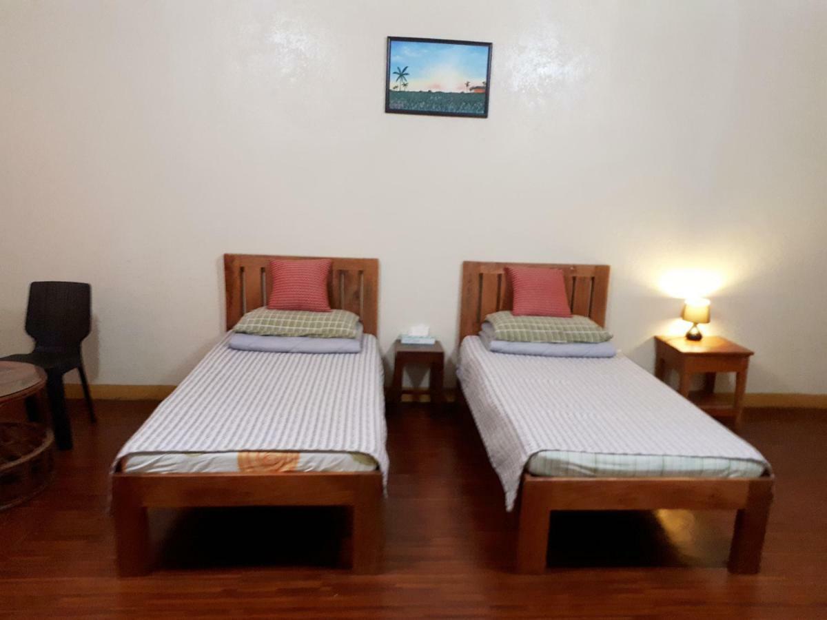 Minine Guesthouse Silang Luaran gambar